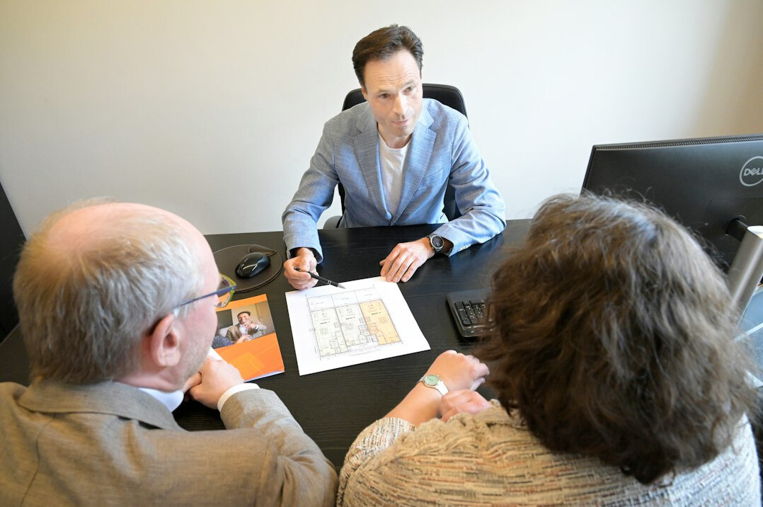 retirement planning meeting