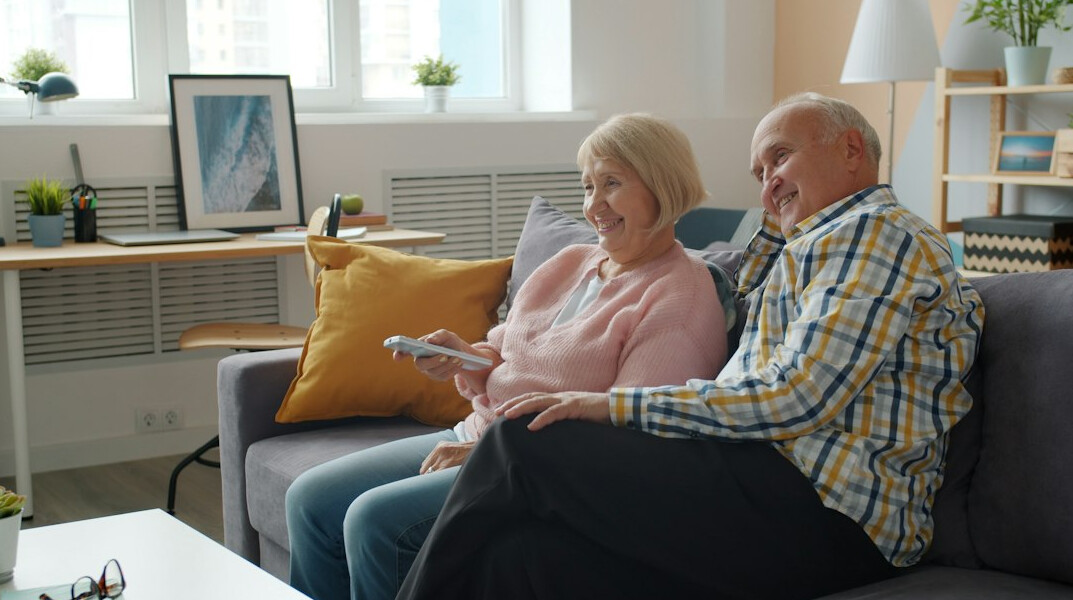 retired couple planning finances